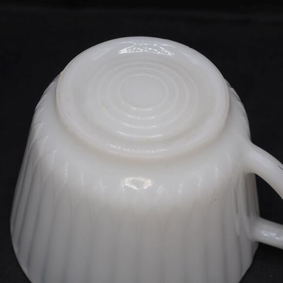 Macbeth Evans Monax Petalware White Teacup Lot of 4 - Picture 6 of 6